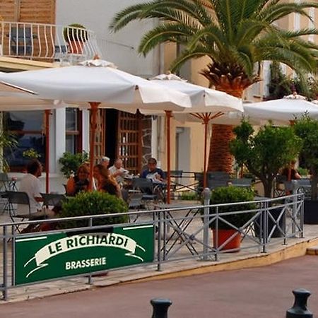 Hotel Le Richiardi Carqueiranne Exteriör bild